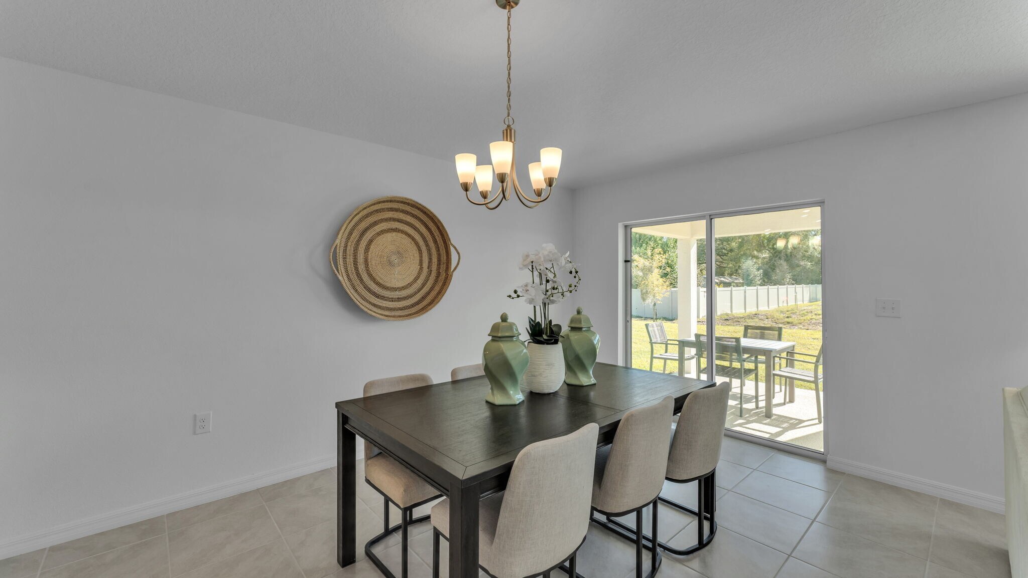 Building Photo - 204 Rivermill Way