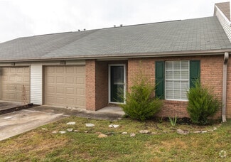 Building Photo - 385 Hawthorne Oaks Way