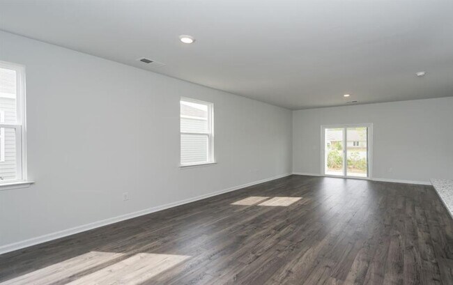 Building Photo - 568 Turpentine Trl