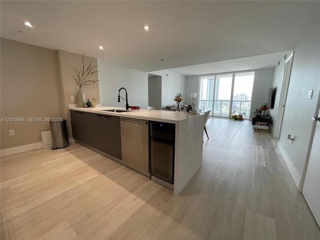 Building Photo - 50 Biscayne Blvd