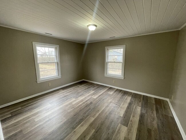 Building Photo - 1929 Black Creek Rd SE