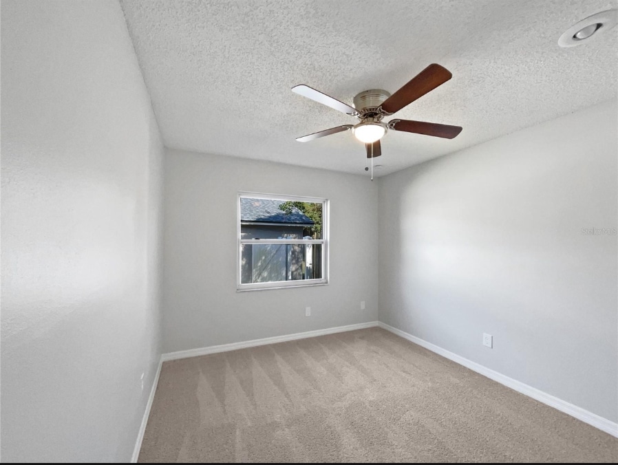 Building Photo - 831 Haulover Dr