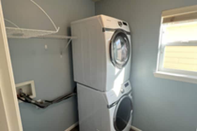 Building Photo - 3bd/2.5ba House in Fife