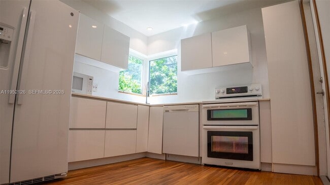 Building Photo - 796 NE 88th St