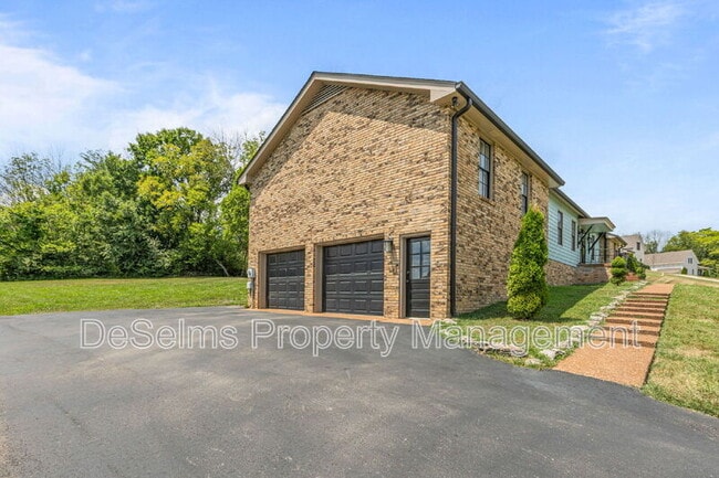 Building Photo - 6999 Tartan Dr