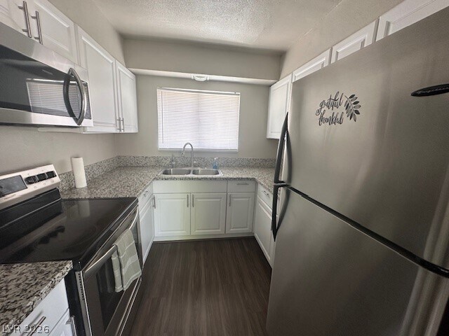 Building Photo - 223 N 14th St