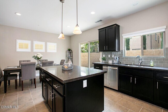 Building Photo - 7079 Oswego Ct