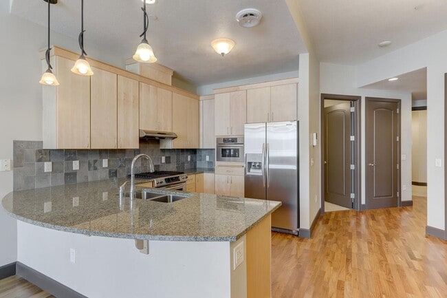 Building Photo - Rear opportunity in Downtown Boise!