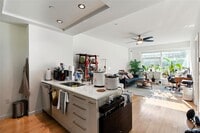 Building Photo - 24-15 Queens Plaza N