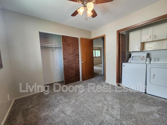 Building Photo - 1311 N 56th St