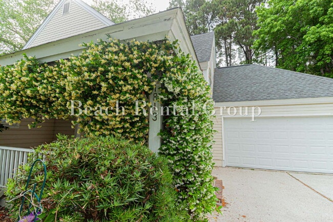Building Photo - 3 Bedroom Gated Community in Surfside Beach