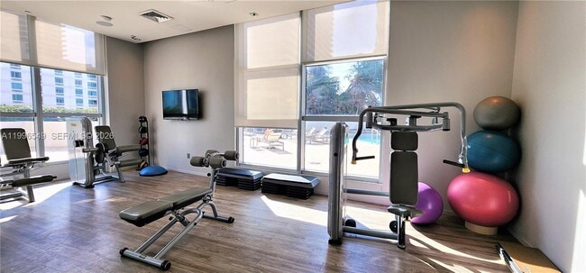 Building Photo - 1100 S Miami Ave