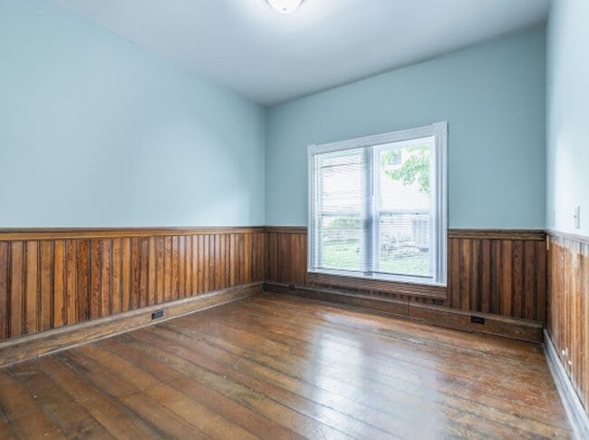 Building Photo - Three Bedroom Home Downtown Corbin, KY