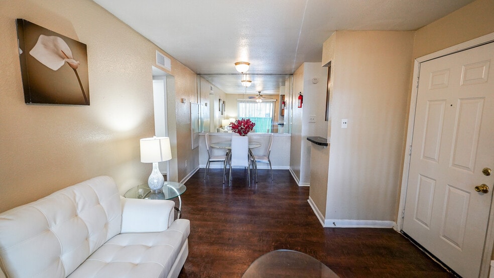 Primary Photo - The Prescott