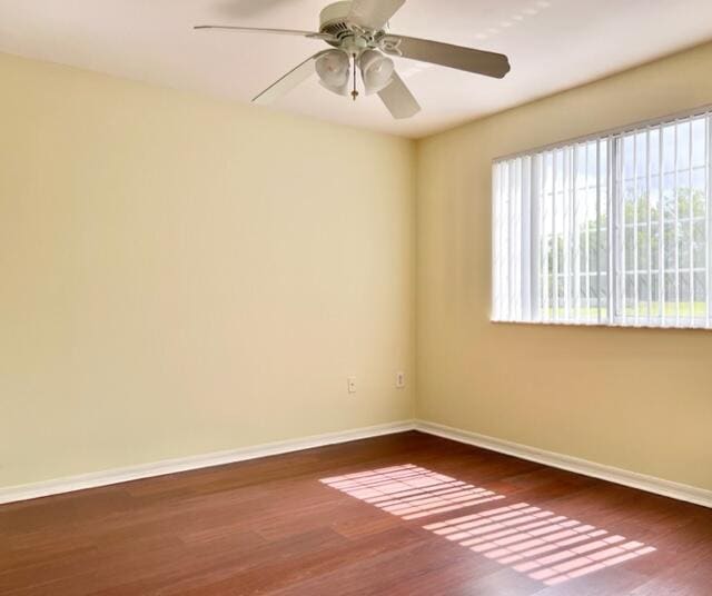 Building Photo - 800 Crestwood Ct S