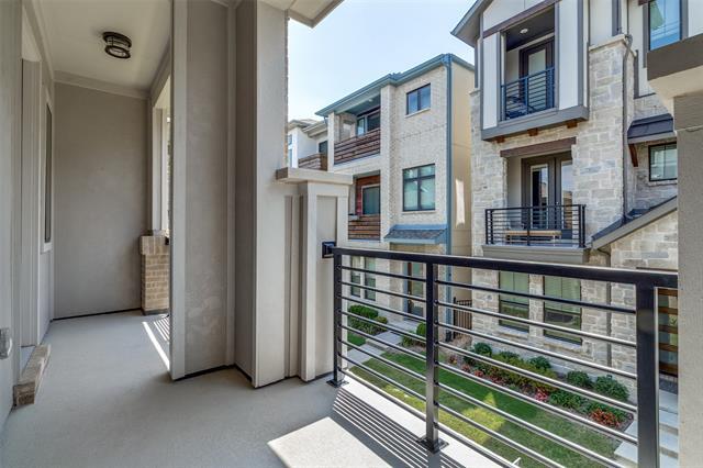 Building Photo - 8218 Laflin Ln