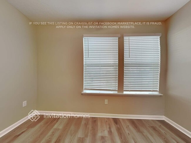 Building Photo - 7533 Chervil St