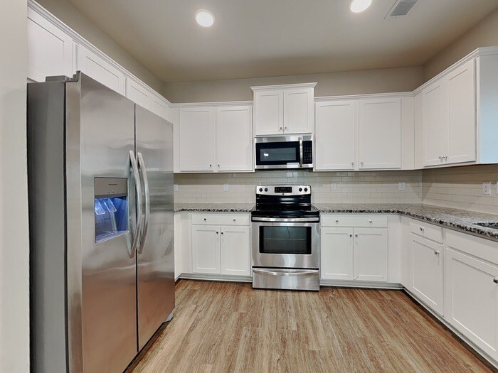 Building Photo - 3636 Massey Ridge Ct