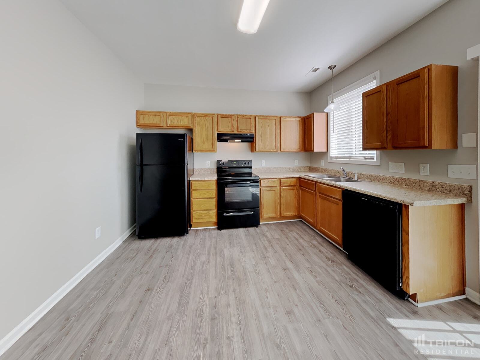 Building Photo - 2820 Oasis Ln