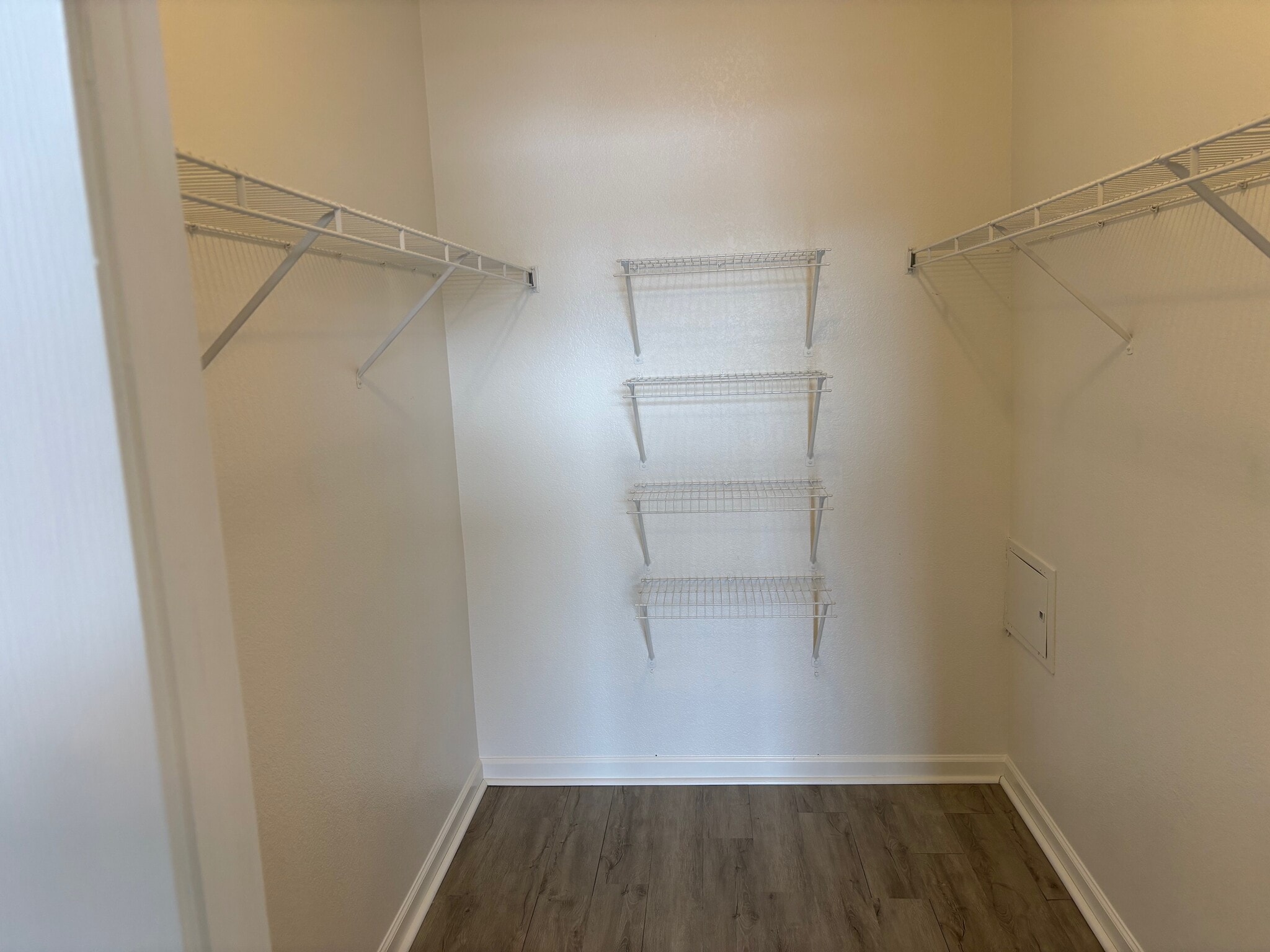 Building Photo - 7440 S Blackhawk St