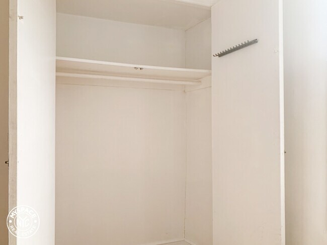 Building Photo - 66-31 Fresh Pond Rd