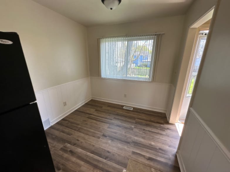 Building Photo - 4109 Burchfield Dr