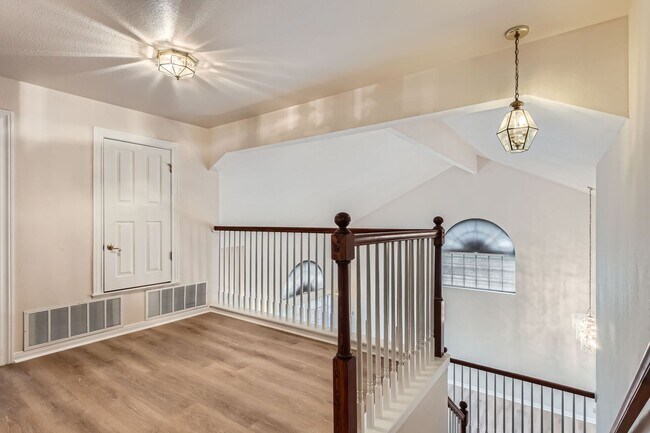 Building Photo - First time rental!
