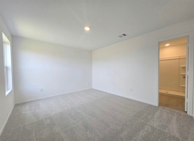 Building Photo - 28818 Texas Sparrow Ln
