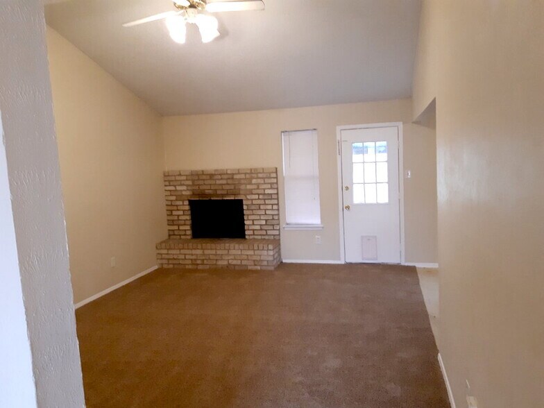 Building Photo - 6048 Judy Dr