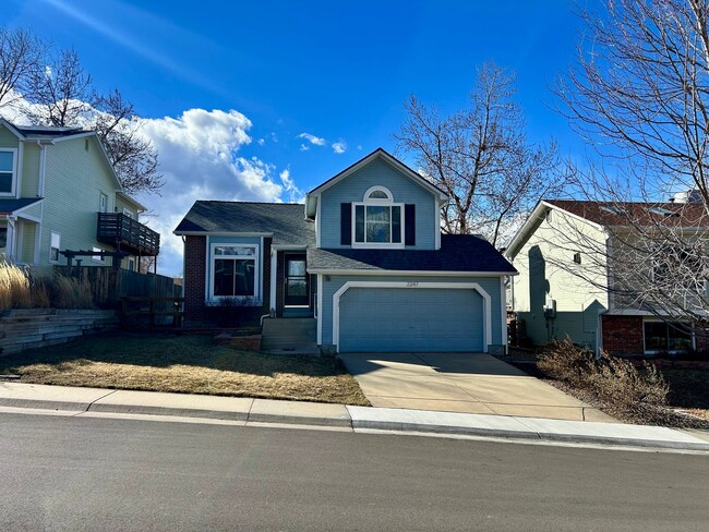 Building Photo - Gorgeous 3-Bedroom Home with Unobstructed Views and Access to North Open Space from Yard!