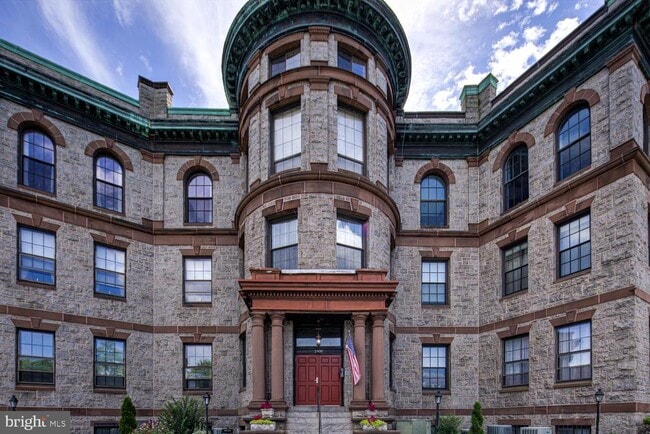 Building Photo - 2400 Baynard Blvd