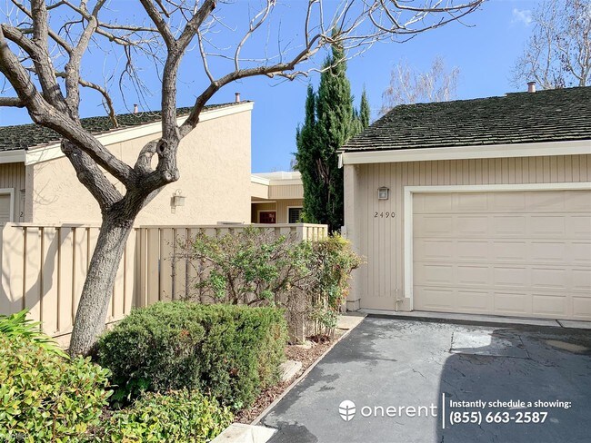 Building Photo - 3 br, 2 bath Condo - 2490 Golf Links Cir -