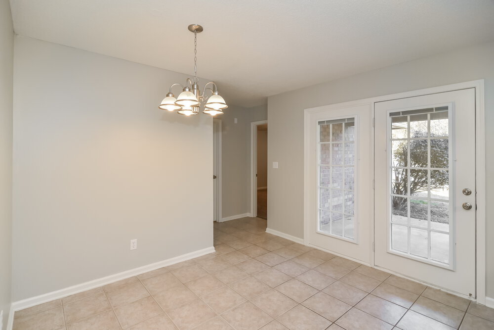 Building Photo - 5808 Shiloah Cove S