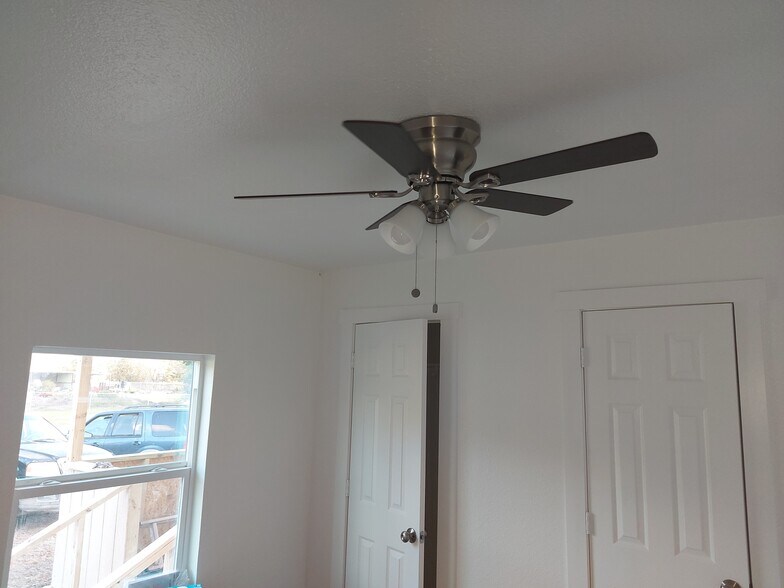 Building Photo - 18612 Baughman Dr