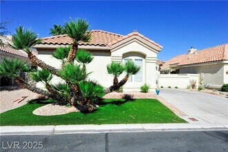 Building Photo - 7920 Ben Hogan Dr
