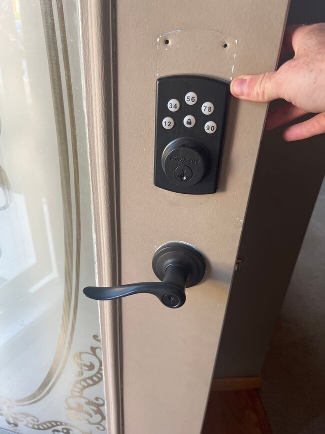 Building Photo - 1651 Chadum Ln