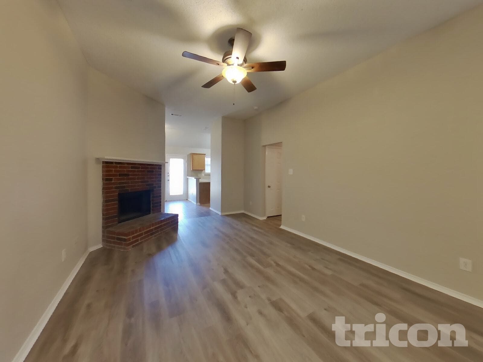 Building Photo - 409 Roan Ln