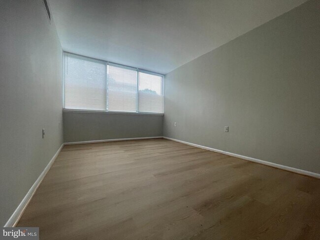 Building Photo - 4360 Ivymount Ct