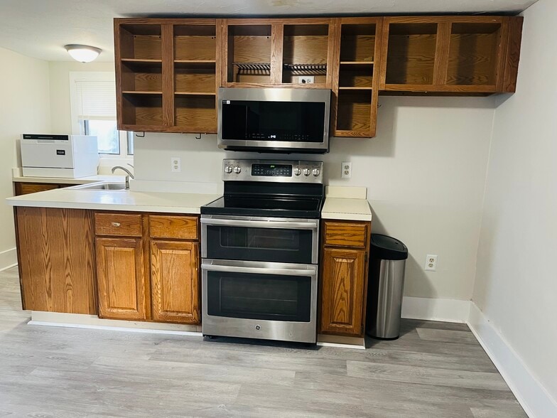 Building Photo - 36 Mount Pleasant Ave