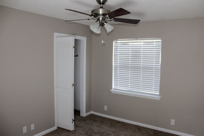 Bdrm #2 - 501 Westgate Cir