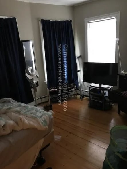 Building Photo - 1293 Cambridge St