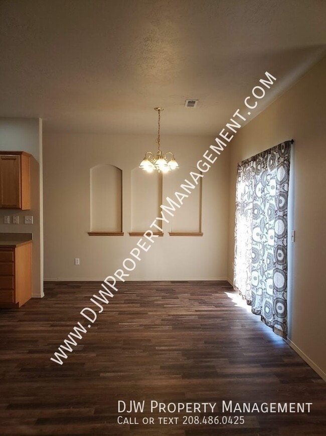 Building Photo - 8460 W Salt Creek Ct