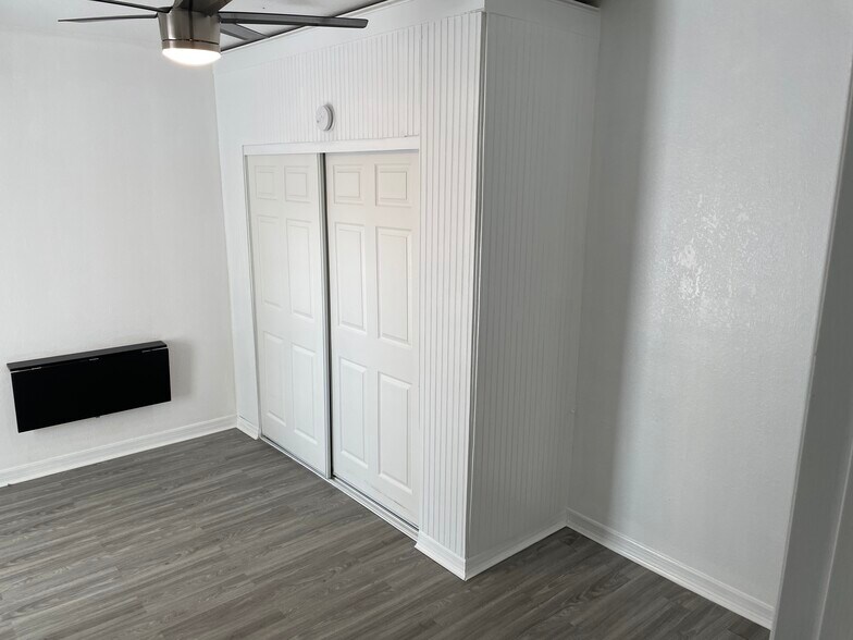 Building Photo - 7193 17th Way N