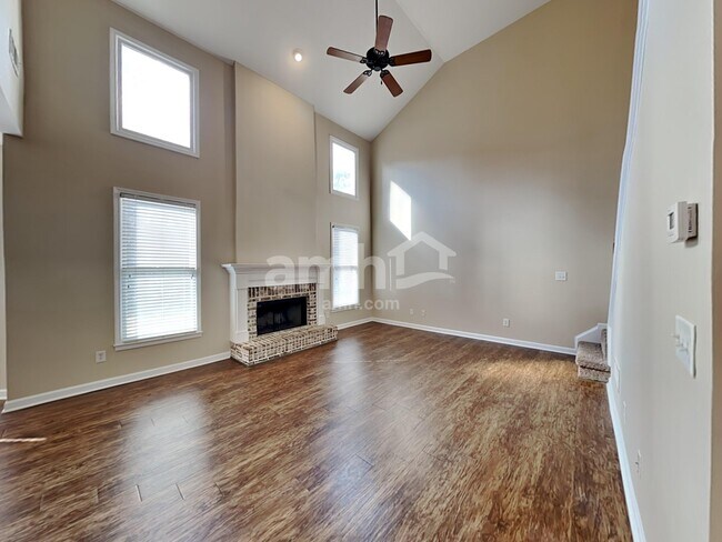 Building Photo - 3215 Thimbleberry Trail