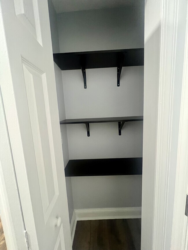 Building Photo - 2431 McElderry St