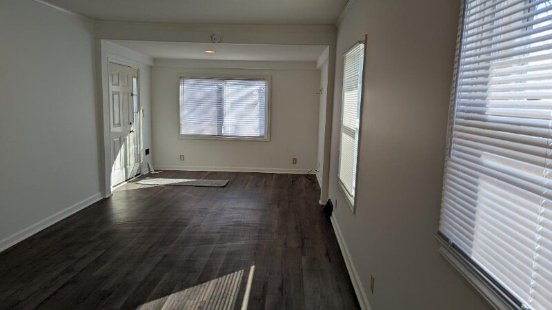 Building Photo - 1721 Mershon St