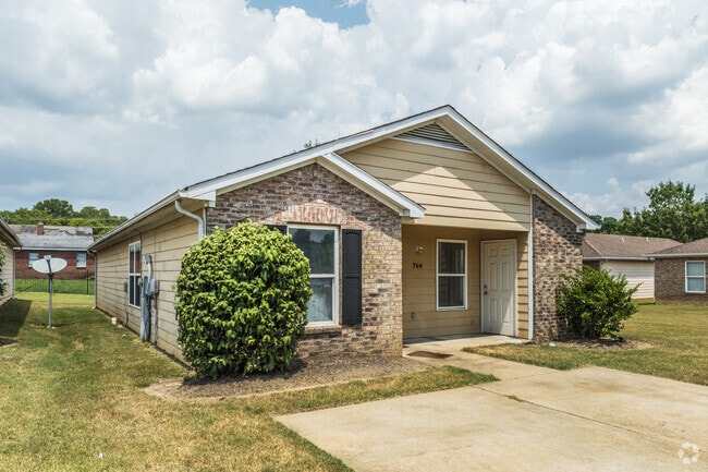 Building Photo - Levi Landing