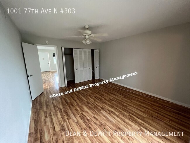 Building Photo - 1001 77th Ave N