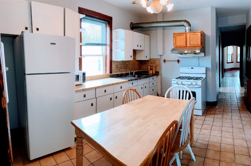 Building Photo - 3325 S Emerald Ave