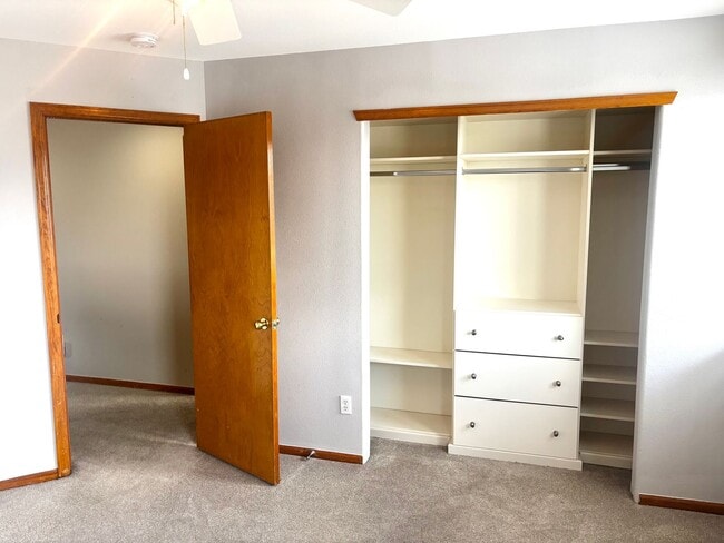 Building Photo - For Rent in Excellent Neighborhood! 80130